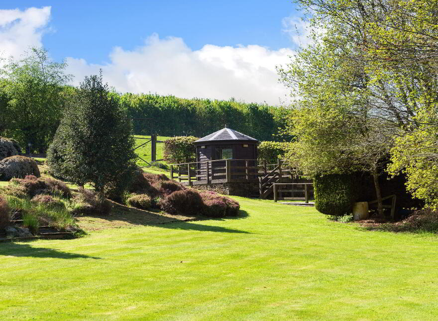 Chatsworth Lodge (with, C 10 Acres), Ballyarthur, Woodenbridge, Y14NC83