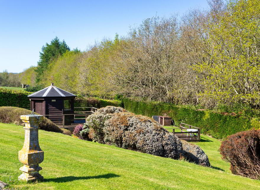 Chatsworth Lodge (with, C 10 Acres), Ballyarthur, Woodenbridge, Y14NC83