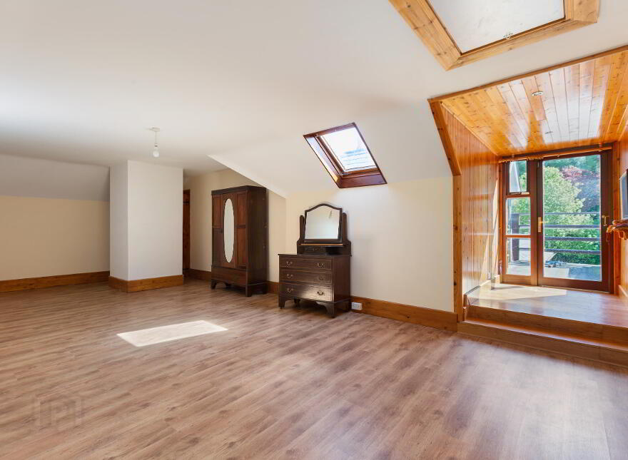 Chatsworth Lodge (with, C 10 Acres), Ballyarthur, Woodenbridge, Y14NC83