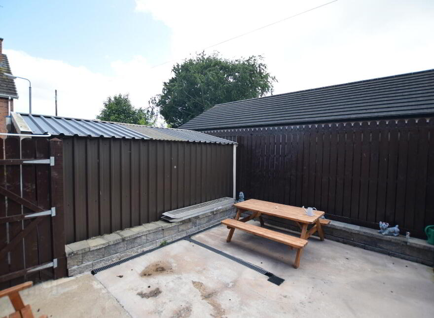2 Molesworth Court, Cookstown, BT80 8XF