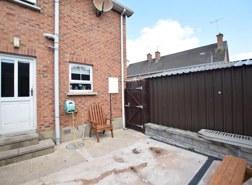 2 Molesworth Court, Cookstown, BT80 8XF