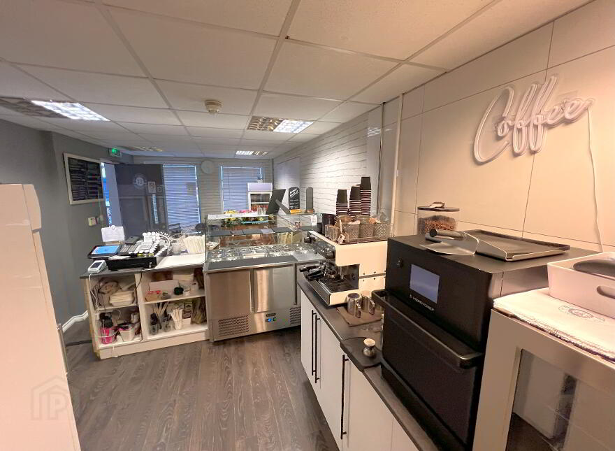 12 Castle Street, Lisburn, BT27 4XD