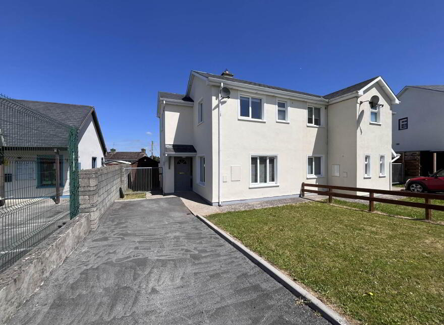 34 Lady`s Abbey, Ardfinnan, E91K309 photo