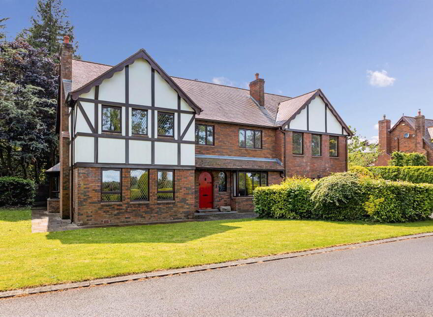 The Lodge, 1 Sandringham Court, Hillsborough, BT26 6RB