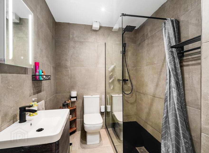 6 Liberty Court, Clanbrassil Street, Dublin, D08V2Y2