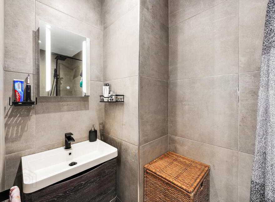 6 Liberty Court, Clanbrassil Street, Dublin, D08V2Y2