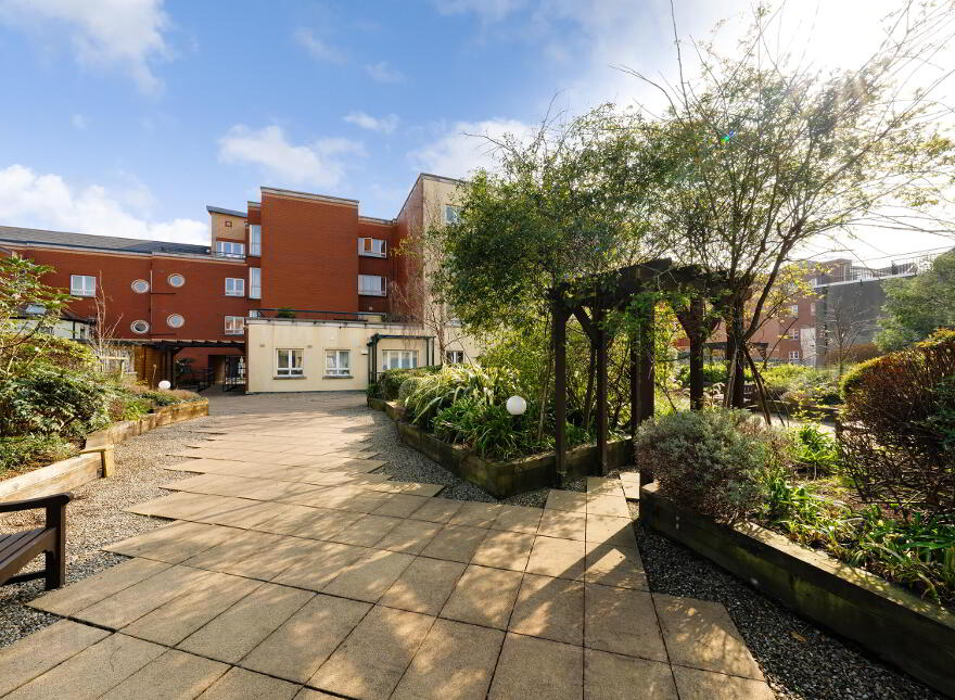 6 Liberty Court, Clanbrassil Street, Dublin, D08V2Y2