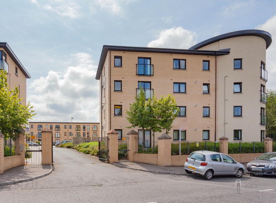Titanic Walk, Apt 22 13 Ballymacarrett Road, Belfast, BT4 1BT