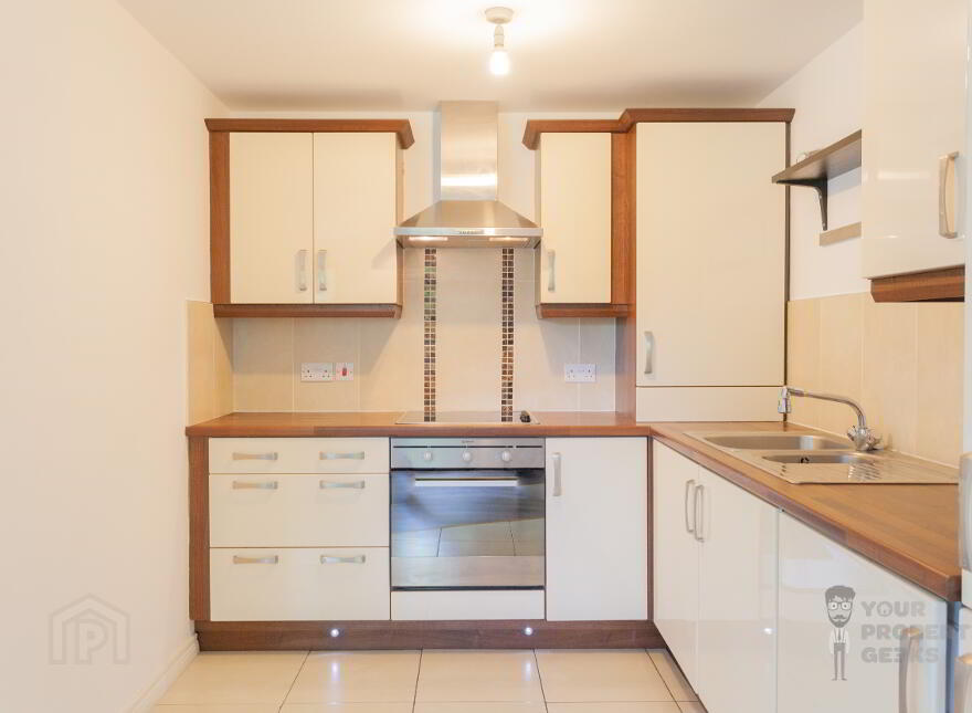 Titanic Walk, Apt 22 13 Ballymacarrett Road, Belfast, BT4 1BT