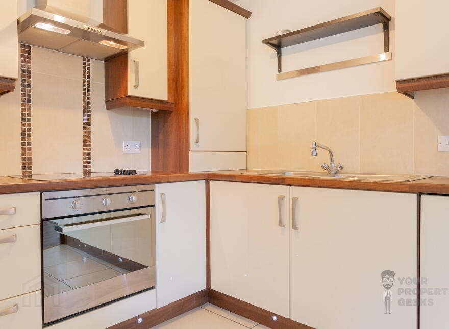 Titanic Walk, Apt 22 13 Ballymacarrett Road, Belfast, BT4 1BT