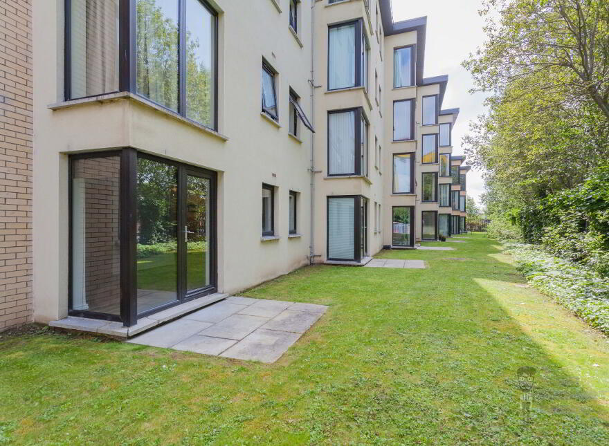 Titanic Walk, Apt 22 13 Ballymacarrett Road, Belfast, BT4 1BT