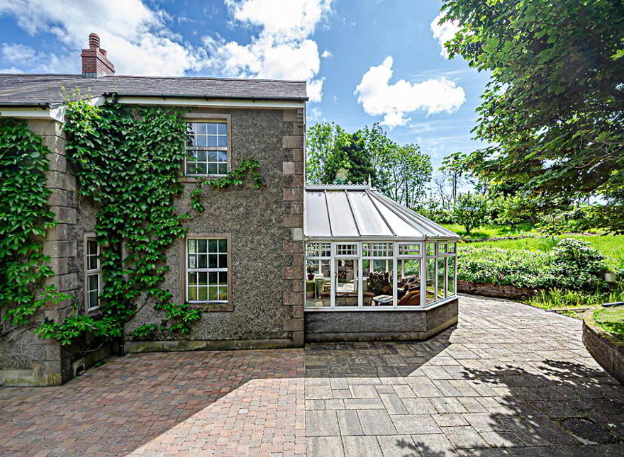 4 Forthill Road, Ballycarry, Carrickfergus, BT38 9JU