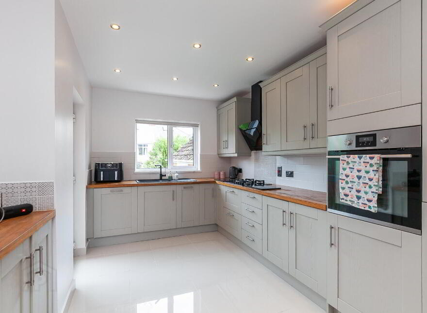 227 Cavehill Road, Belfast, BT15 5BQ