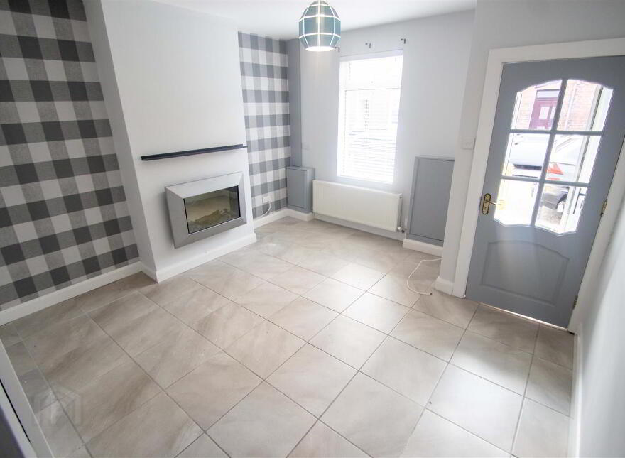 17 John Street, Off Falls Road, Belfast, BT12 4AG