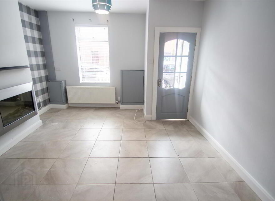 17 John Street, Off Falls Road, Belfast, BT12 4AG