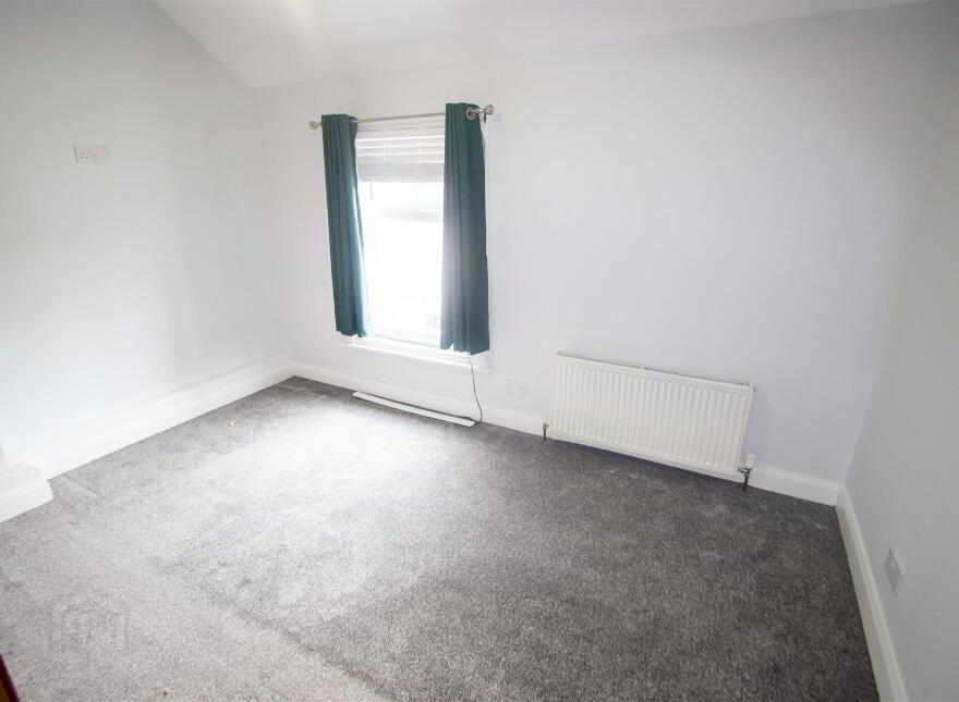 17 John Street, Off Falls Road, Belfast, BT12 4AG