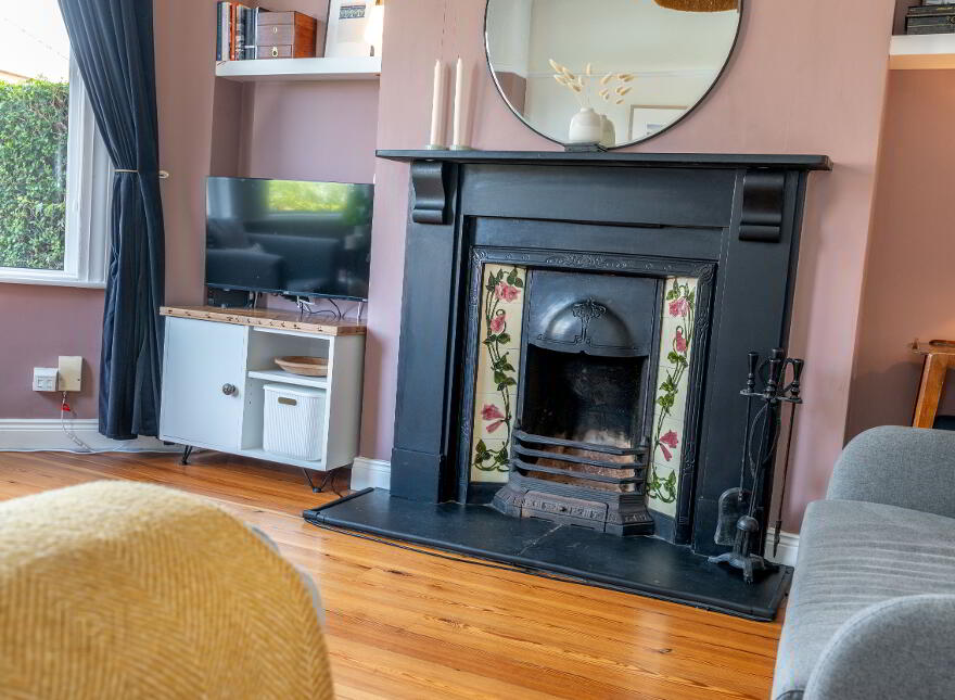 17 Chesterfield Park, Belfast, BT6 0HQ