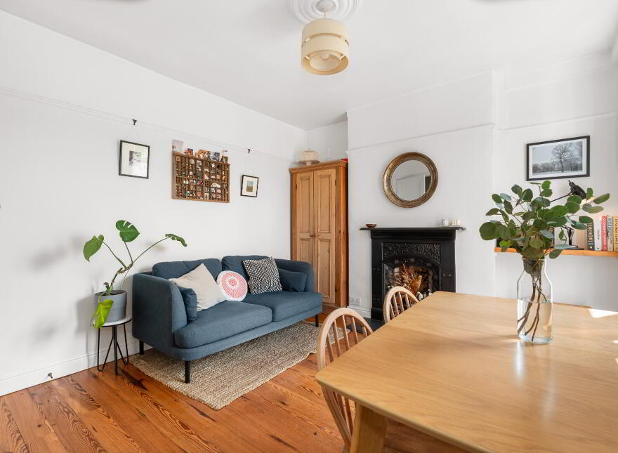 17 Chesterfield Park, Belfast, BT6 0HQ