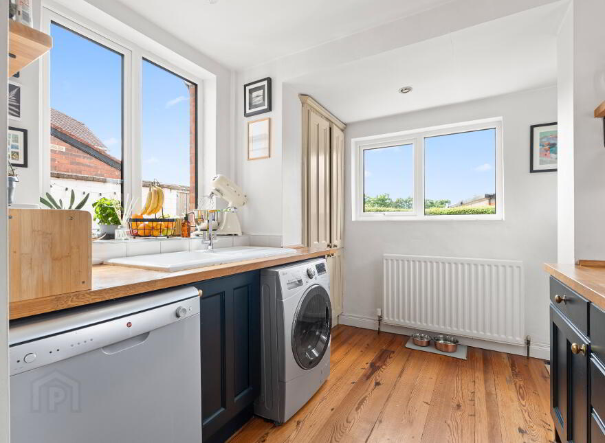 17 Chesterfield Park, Belfast, BT6 0HQ