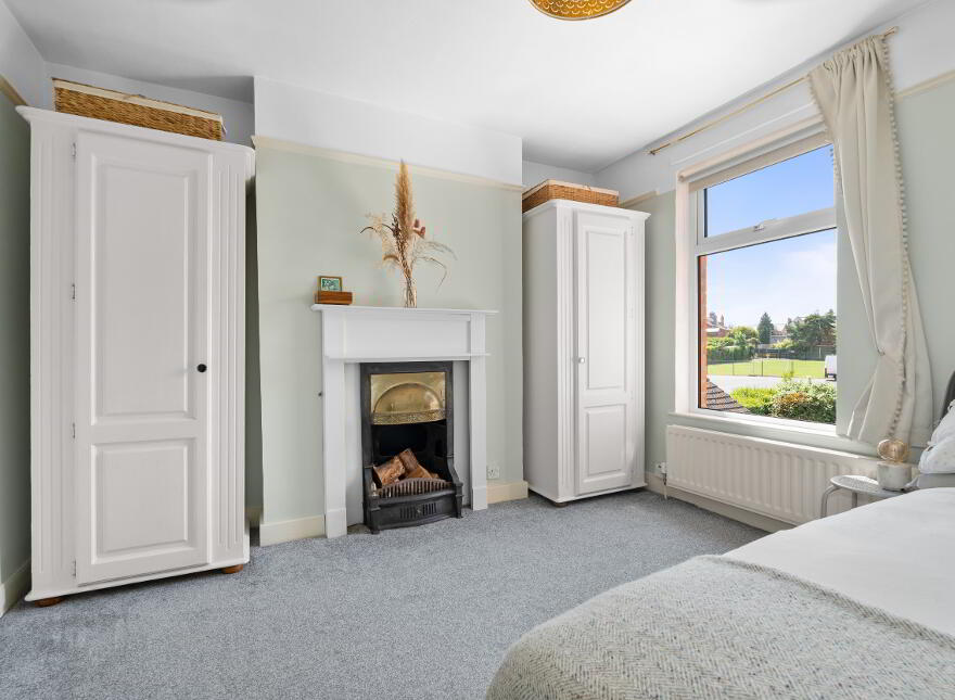 17 Chesterfield Park, Belfast, BT6 0HQ