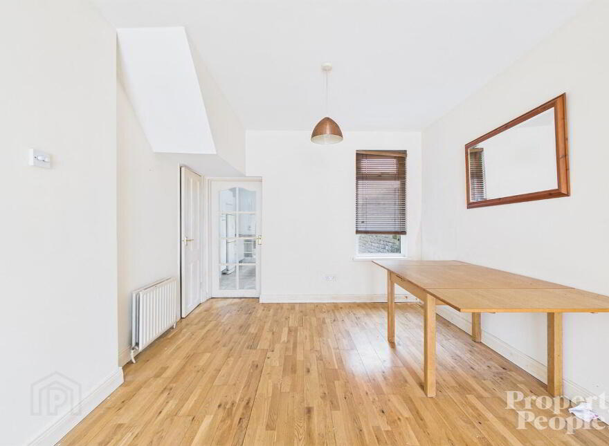 16 Rutland St, Belfast, BT7 2FJ