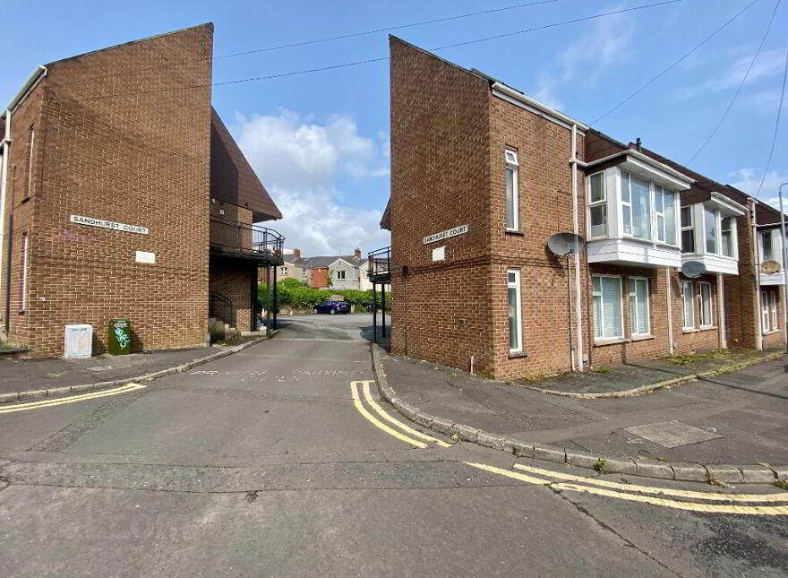 14 Sandhurst Court, Belfast, BT9 5BA photo
