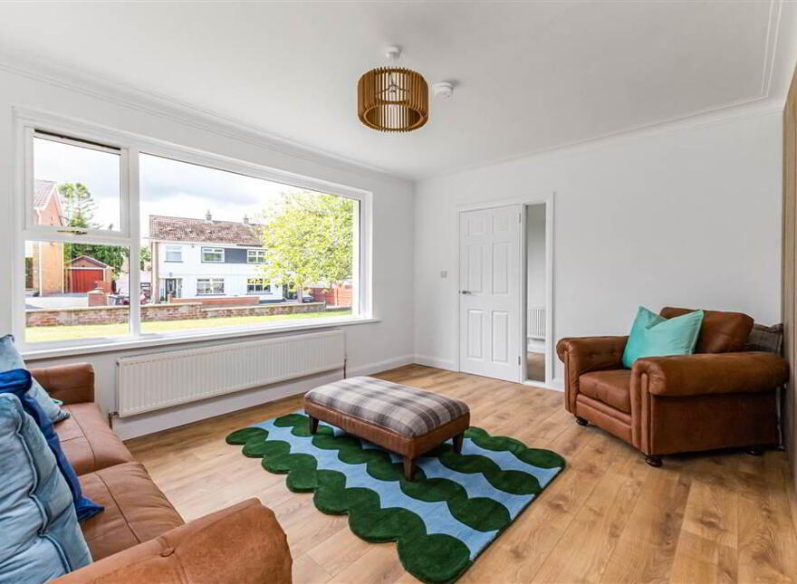 Fully Renovated, 6 Plantation Avenue, Lisburn, BT27 5BL