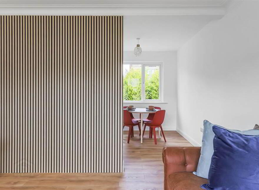 Fully Renovated, 6 Plantation Avenue, Lisburn, BT27 5BL
