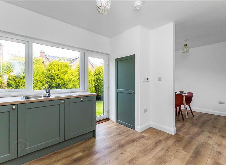 Fully Renovated, 6 Plantation Avenue, Lisburn, BT27 5BL