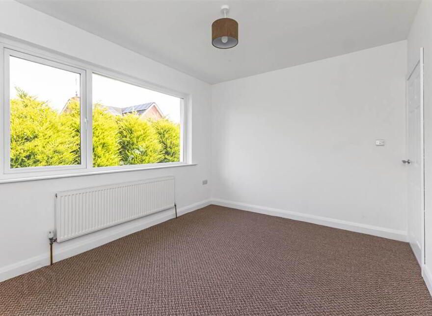Fully Renovated, 6 Plantation Avenue, Lisburn, BT27 5BL