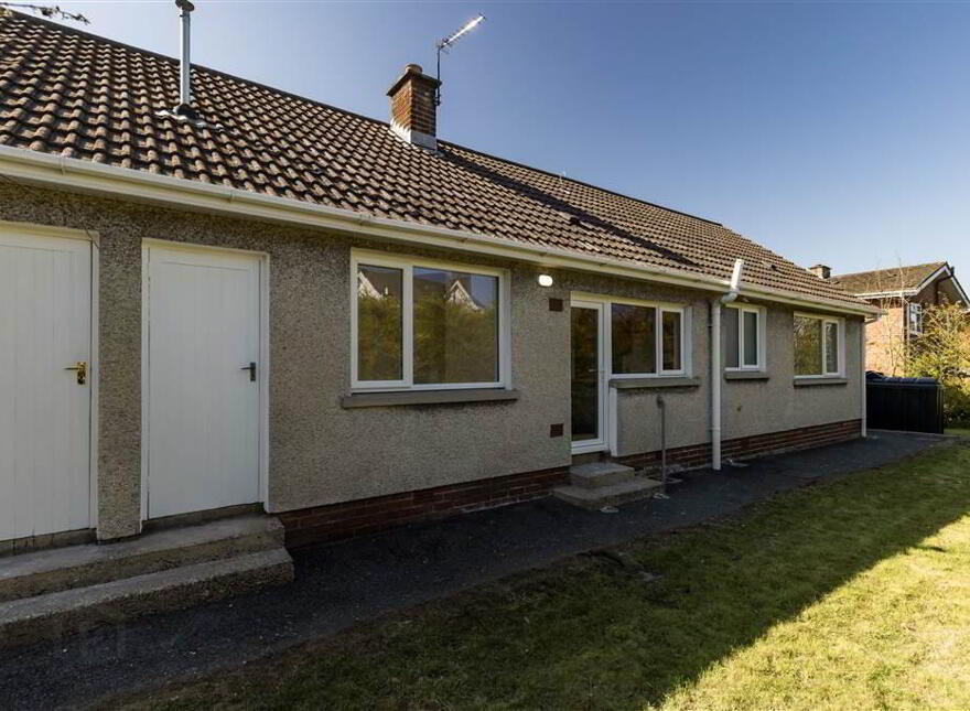 Fully Renovated, 6 Plantation Avenue, Lisburn, BT27 5BL
