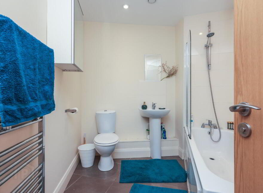 30 Woodlands Manor, Stockmans Lane, Belfast, BT9 7GL