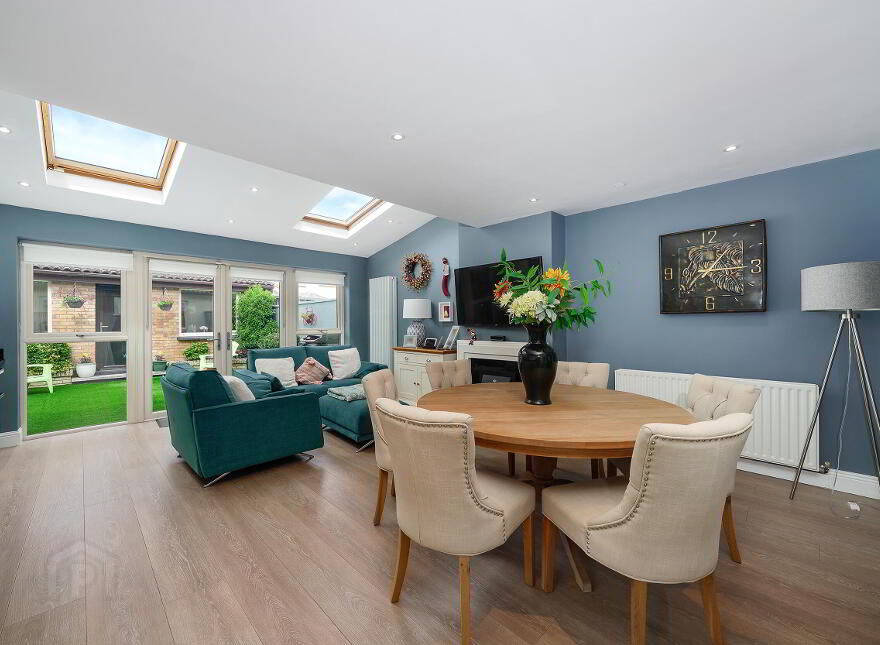 6 Temple Manor Grove, Walkinstown, Dublin, D12H526