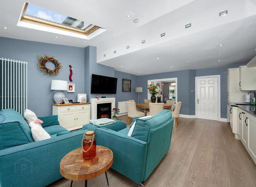6 Temple Manor Grove, Walkinstown, Dublin, D12H526