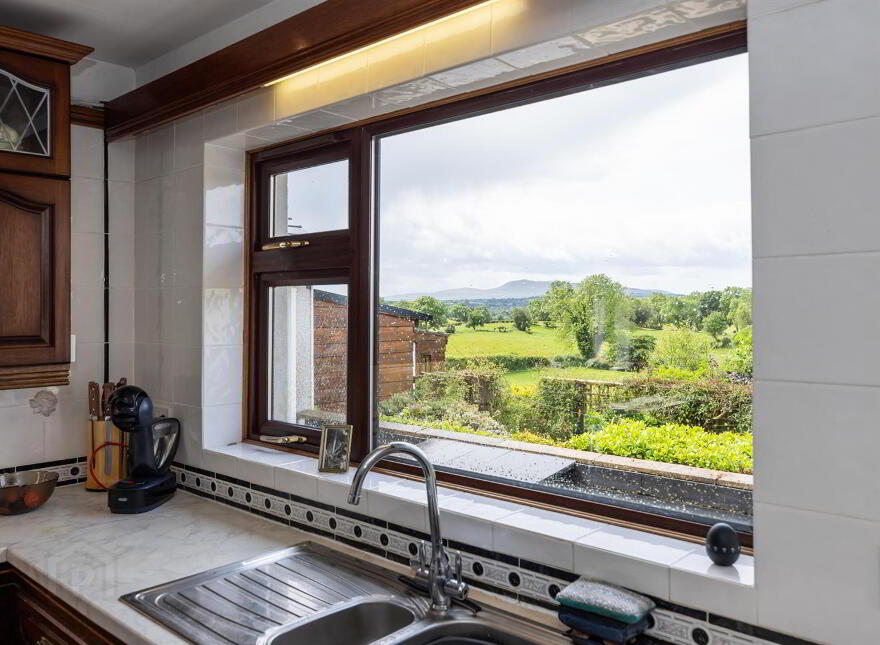 76a Magheraknock Road, Ballynahinch, BT24 8TJ