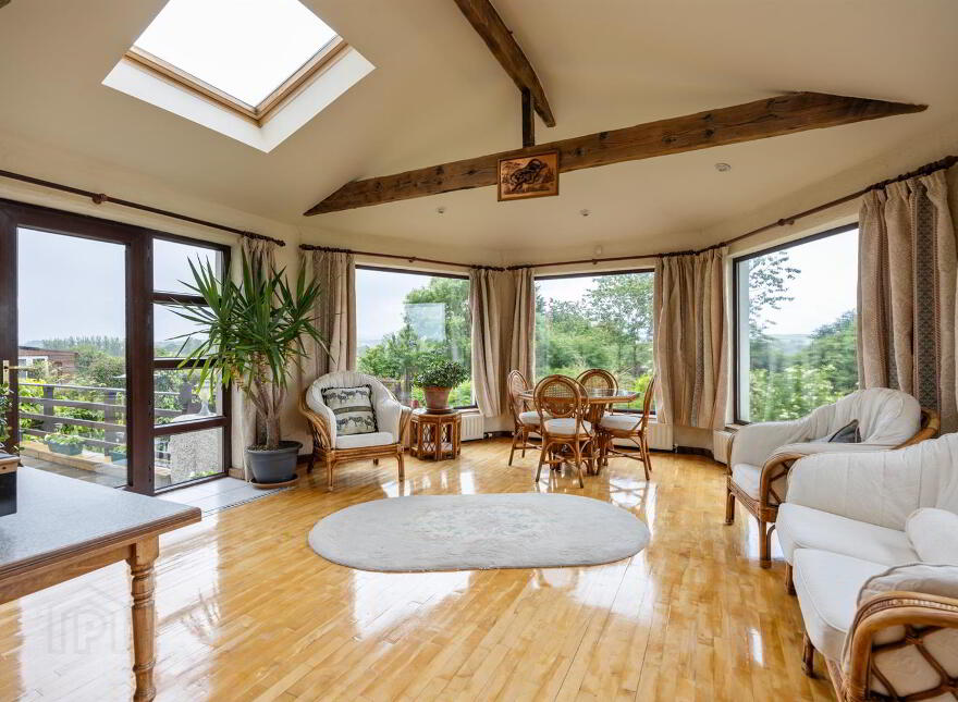 76a Magheraknock Road, Ballynahinch, BT24 8TJ