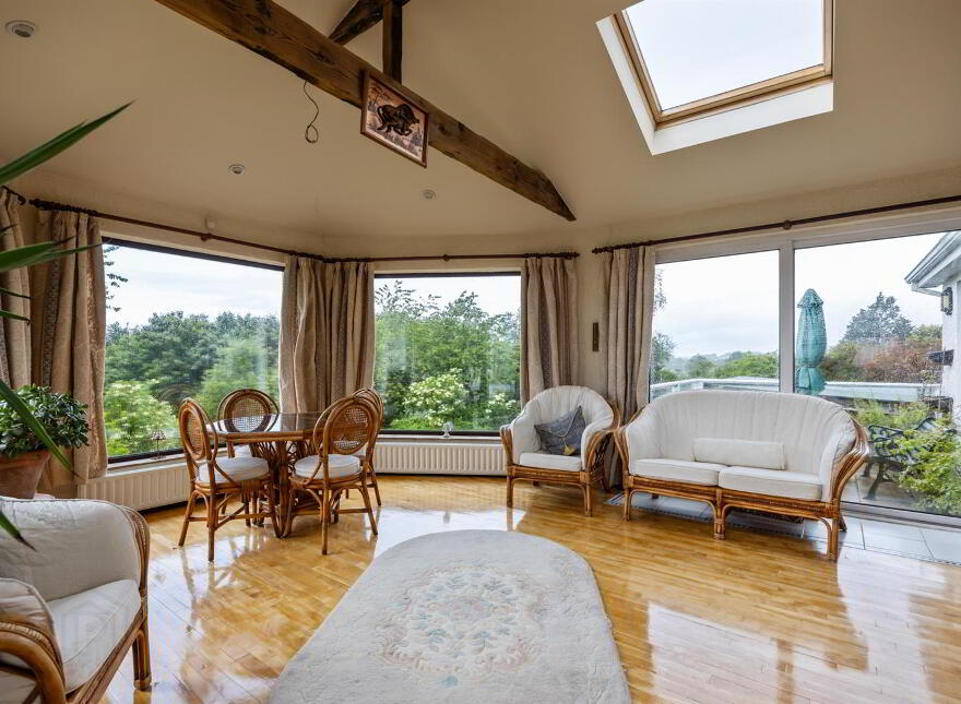 76a Magheraknock Road, Ballynahinch, BT24 8TJ