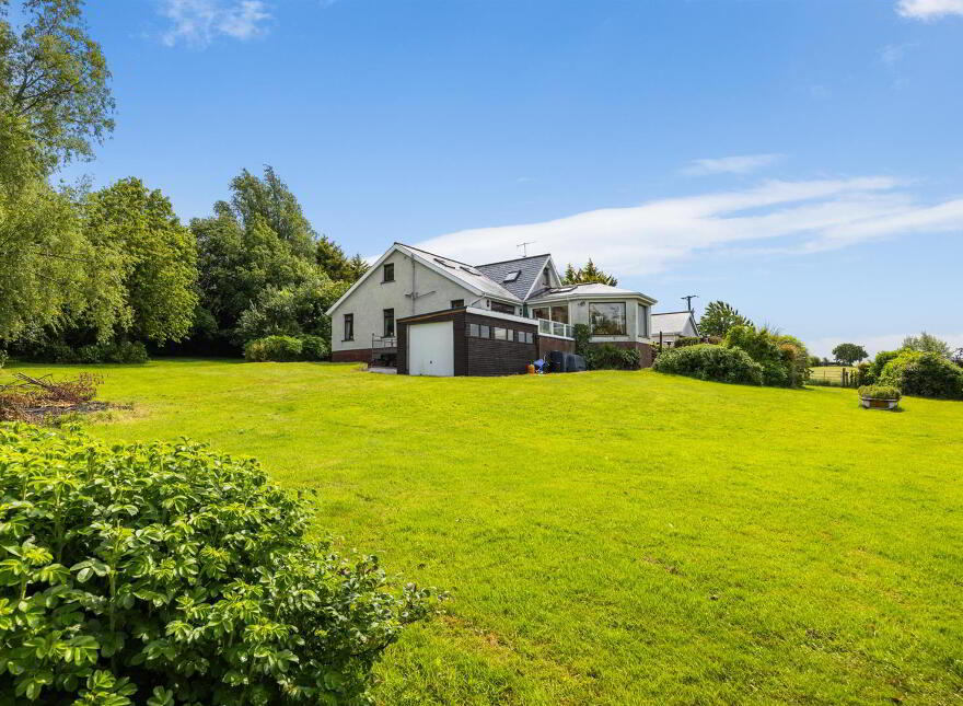 76a Magheraknock Road, Ballynahinch, BT24 8TJ
