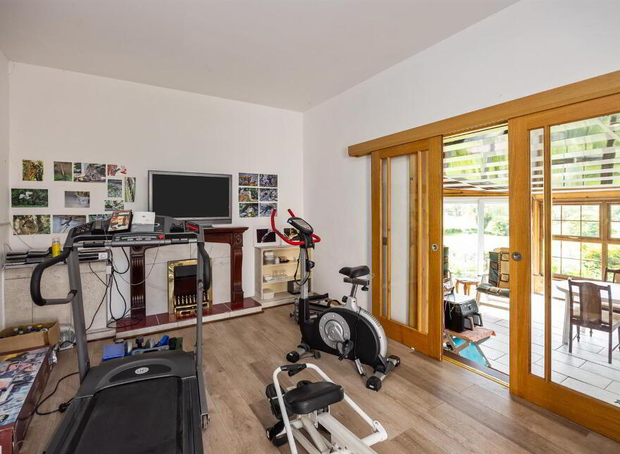 76a Magheraknock Road, Ballynahinch, BT24 8TJ