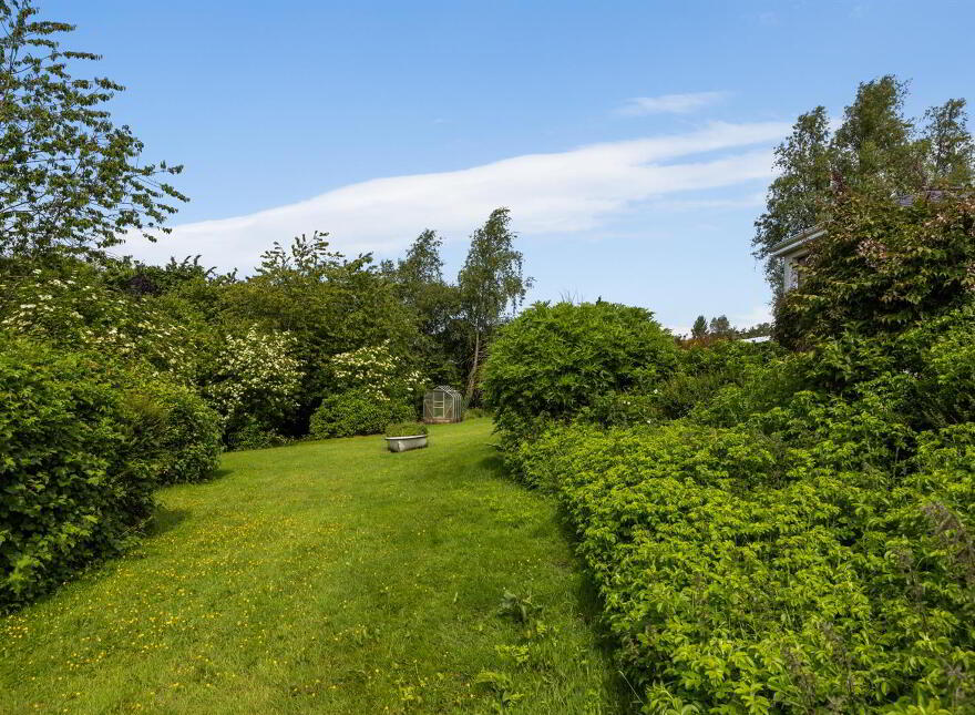 76a Magheraknock Road, Ballynahinch, BT24 8TJ