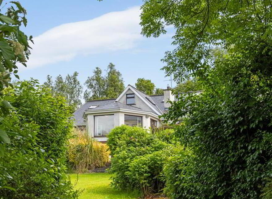 76a Magheraknock Road, Ballynahinch, BT24 8TJ