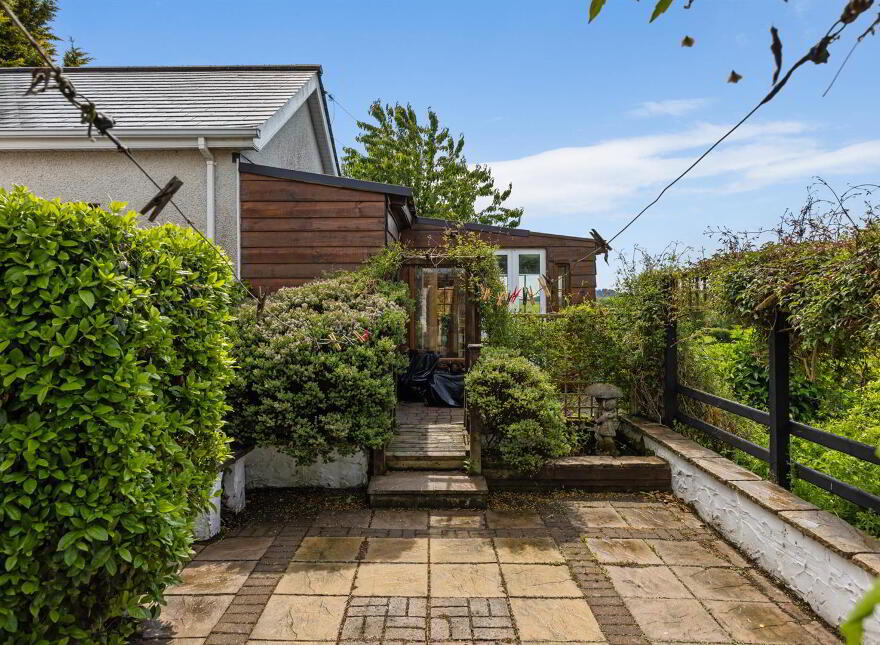 76a Magheraknock Road, Ballynahinch, BT24 8TJ