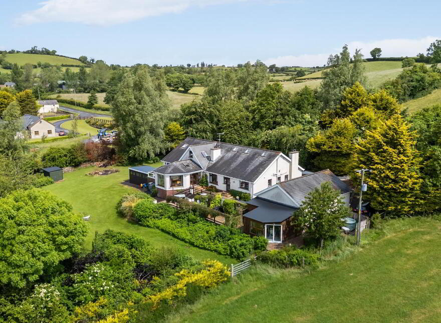 76a Magheraknock Road, Ballynahinch, BT24 8TJ