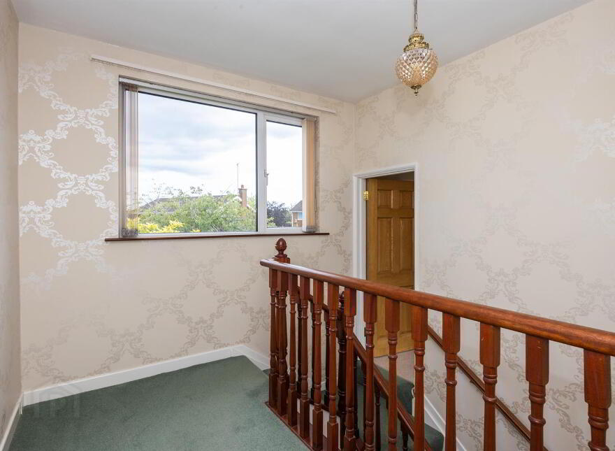 8 Manse Park, Newtownards, BT23 4TN