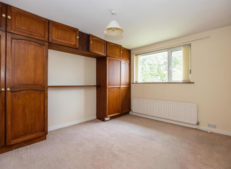 8 Manse Park, Newtownards, BT23 4TN