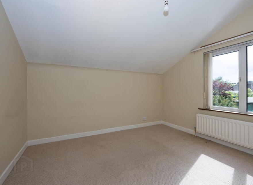 8 Manse Park, Newtownards, BT23 4TN