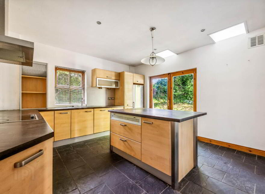 Broadmeadow House, Estuary Road, Swords, K67HK30