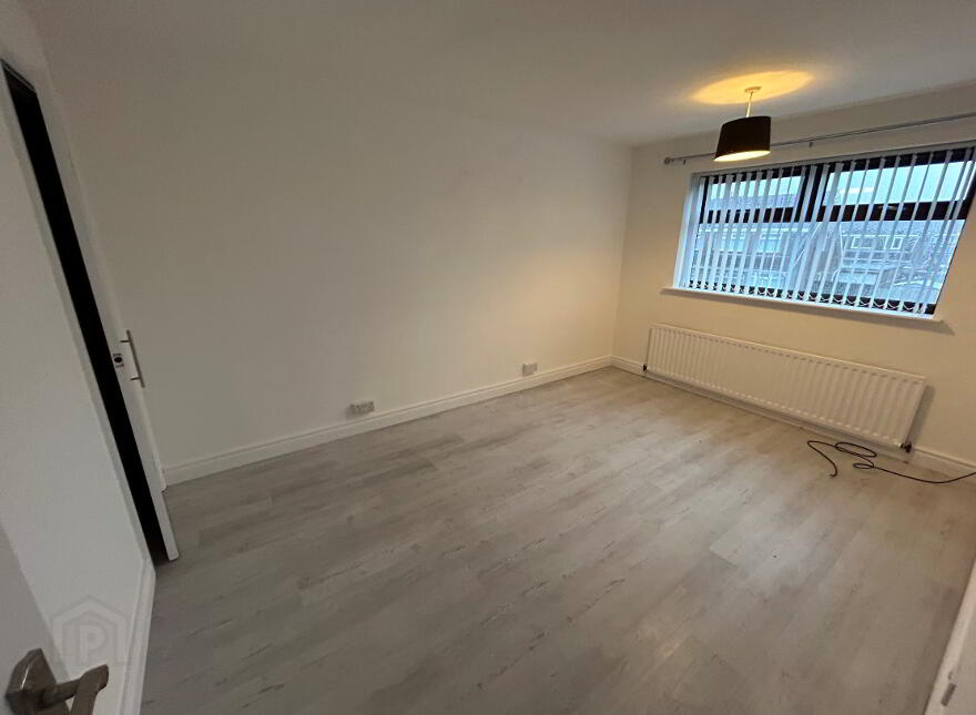14 Kingsway, Carrickfergus, BT38 7JZ