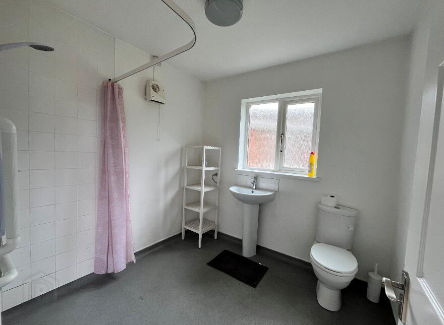 14 Kingsway, Carrickfergus, BT38 7JZ