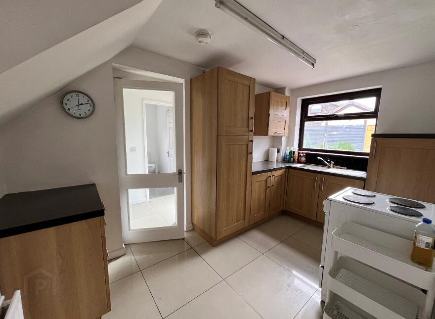 14 Kingsway, Carrickfergus, BT38 7JZ